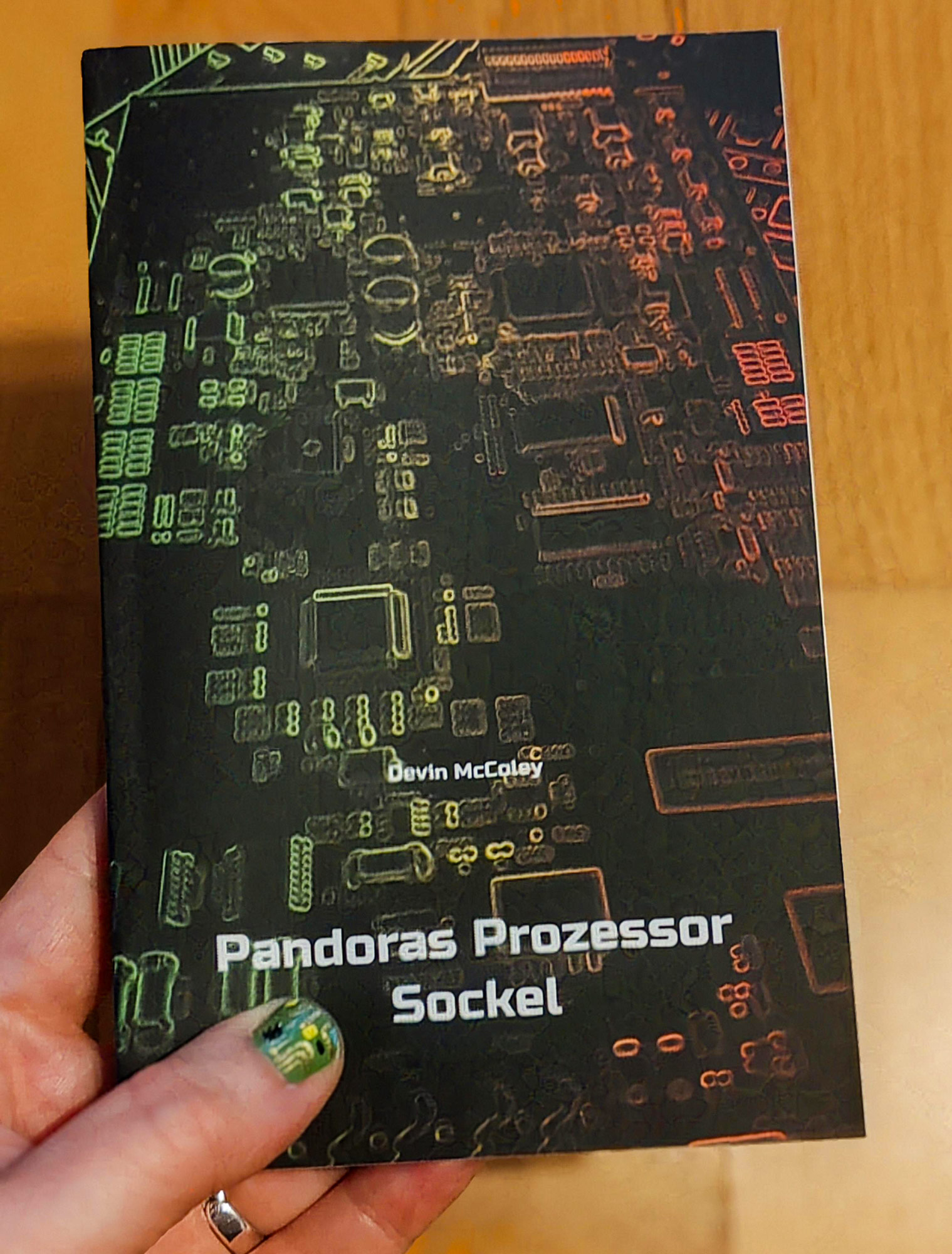 Cover Pandoras Prozessor Sockel, Platine mit Elektronic